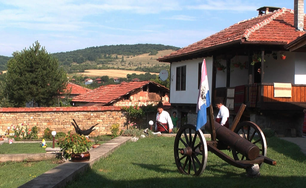 Вилла Bella House Hlevene Экстерьер фото
